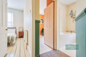 Photo 5- click for photo gallery